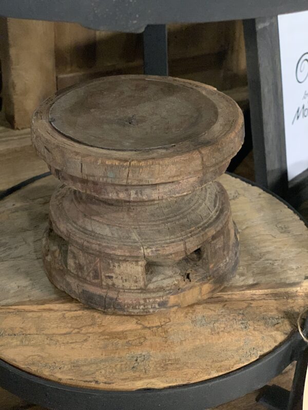 Oude Houten Kandelaar 'Graanverdeler' 3