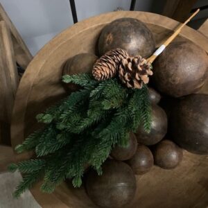 Dennentak Kunst met Dennenappels 40cm