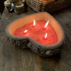 Alternative view of Geur Kaarsenzand incl. 4 lontjes. Amber