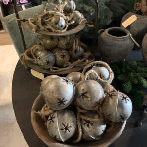 Alternative view of Roest Rinkelbal met Touw S Ø 6cm