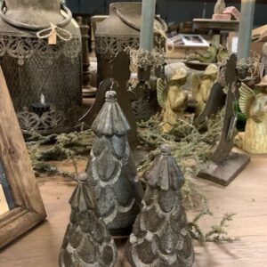 Alternative view of Polystone Kerstboom B Groot