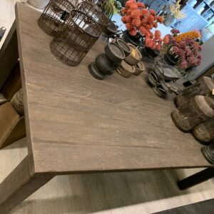 Alternative view of Driftwood Eettafel 220