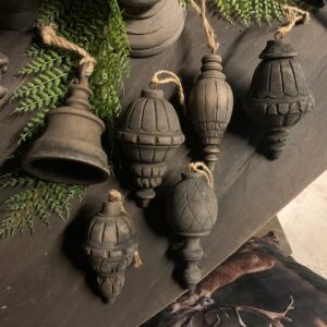 Luksa Houten Kerstklos Carol 03 - Afbeelding 3